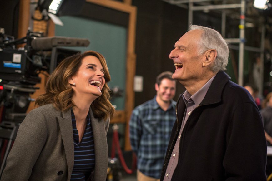 The Four Seasons on Netflix: How Tina Fey & Erika Henningsen’s Real-Life Friendship Fuels a Midlife Drama